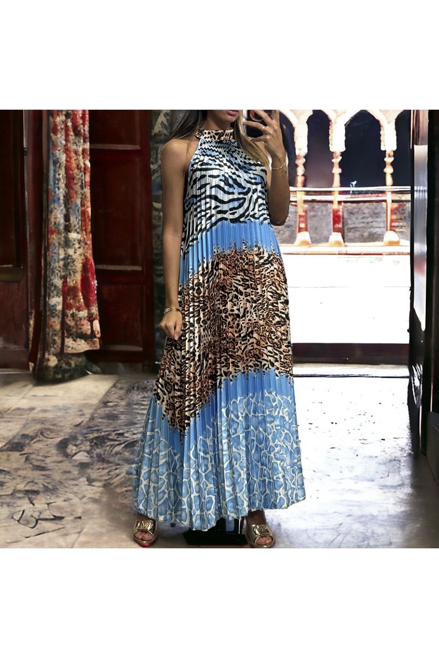 Longue robe plissé turquoise avec motif léopard