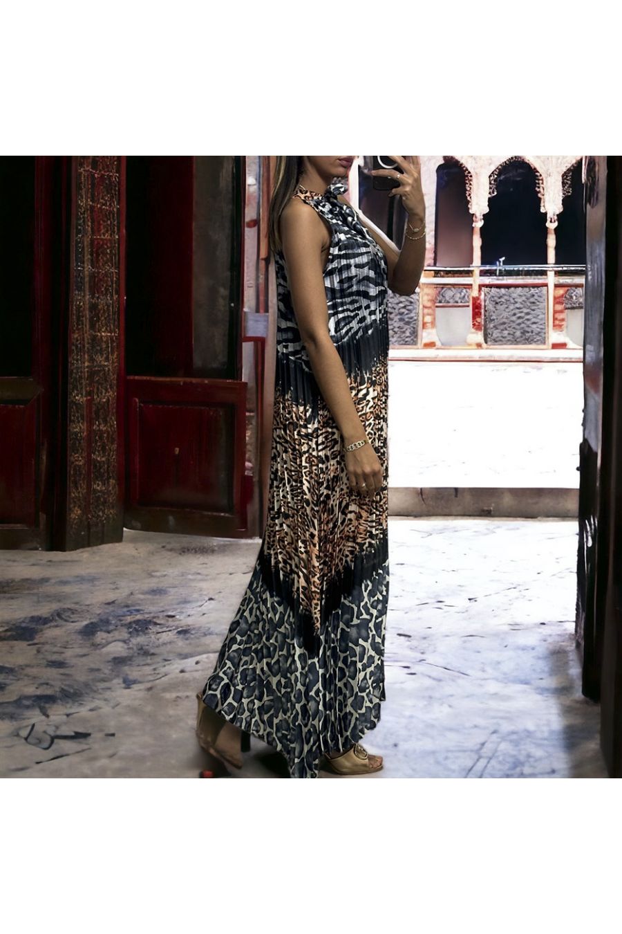 Long black pleated dress with leopard pattern - 1