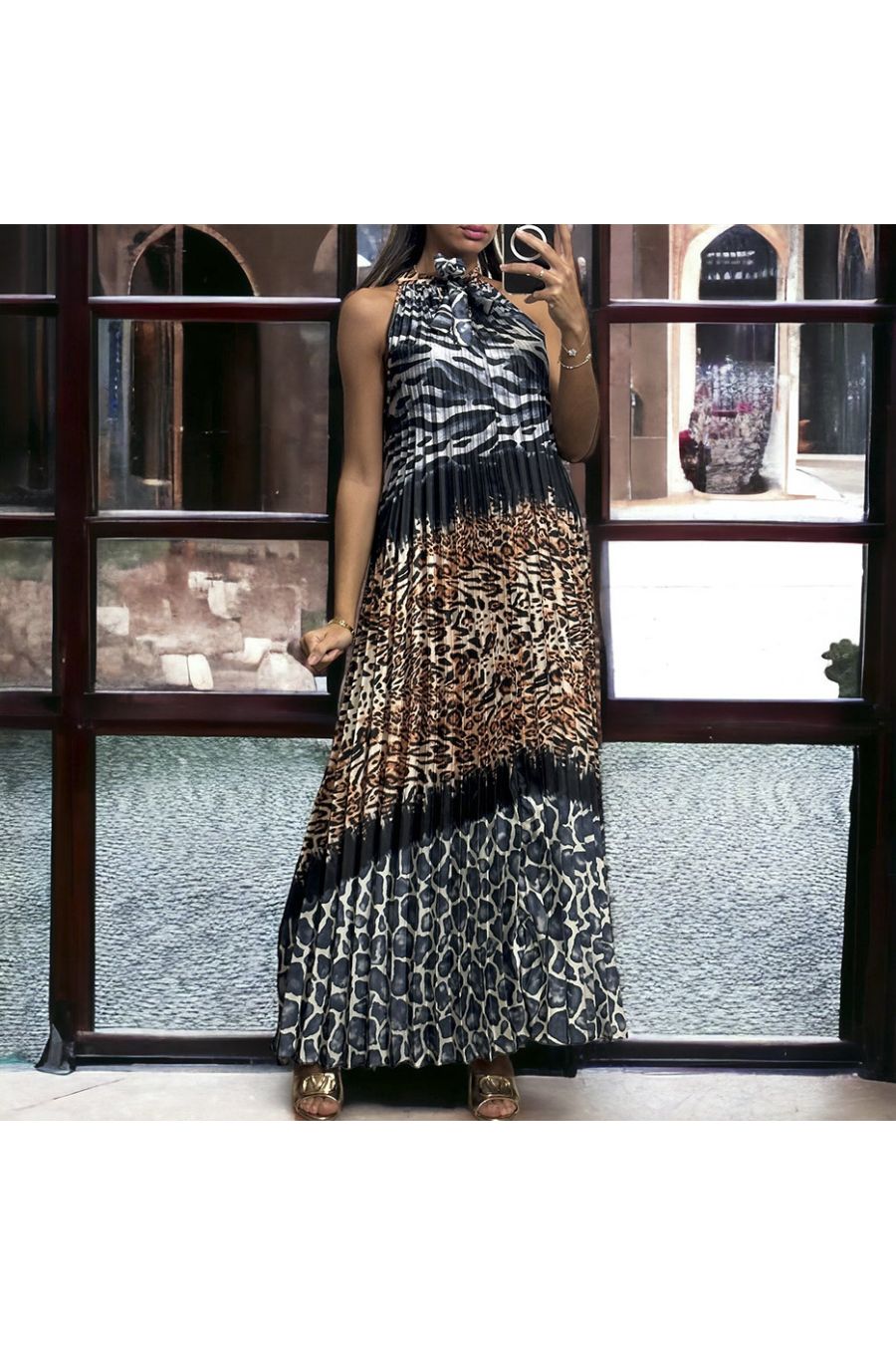 Long black pleated dress with leopard pattern - 2
