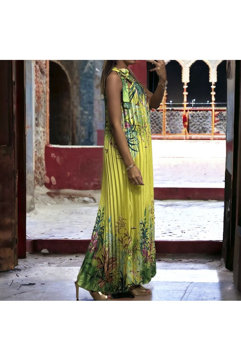 Long yellow pleated dress with sublime floral pattern - 1