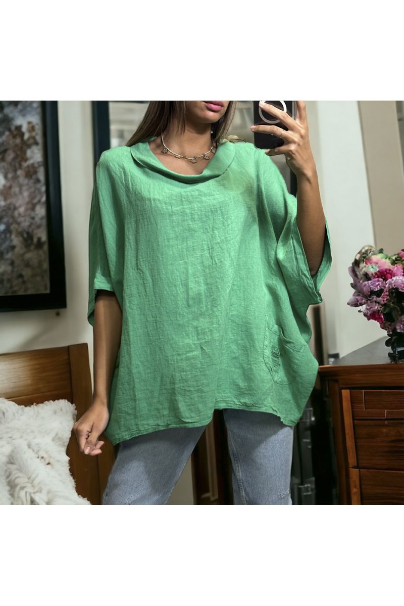 Green oversized top in 100% Linen with a round neck - 1