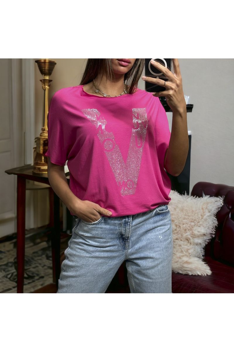 T-shirt over size en coton rose avec motif V inspi en strass  - 2