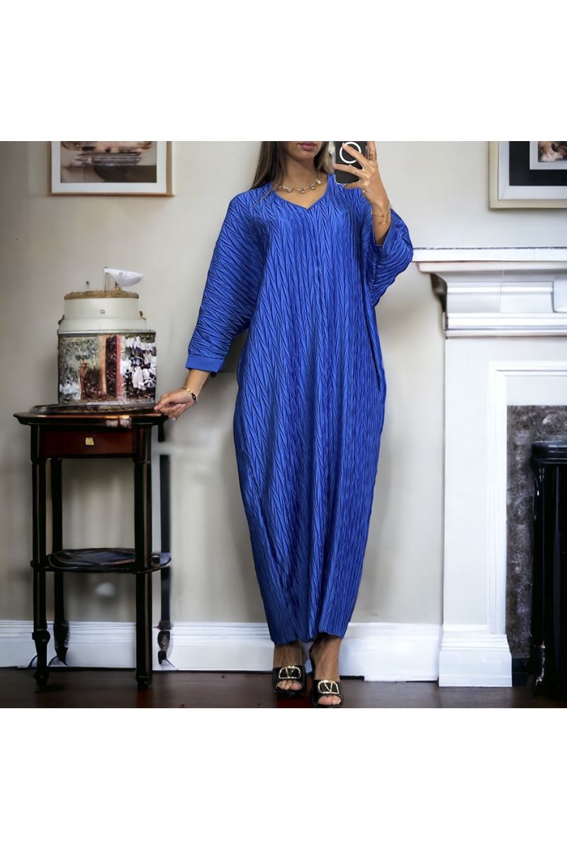 Long royal v-neck dress with pattern - 1
