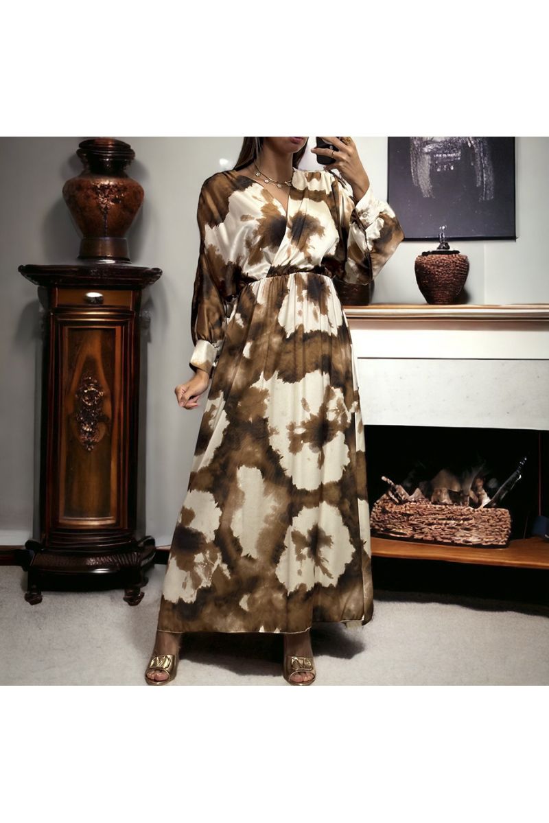 Long brown satin dress with pretty pastel pattern - 3