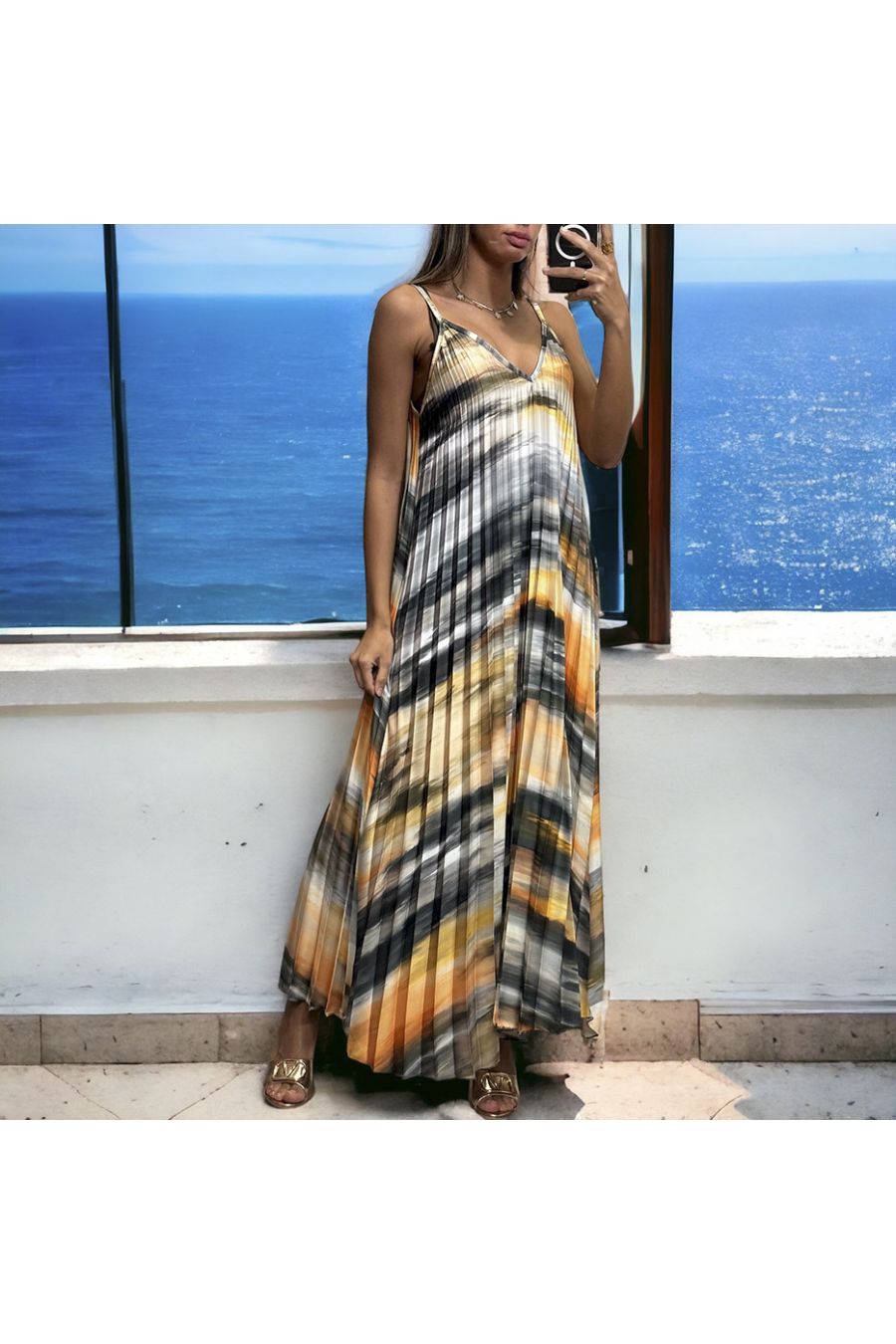 long pleated dress with sublime printed pattern - 2