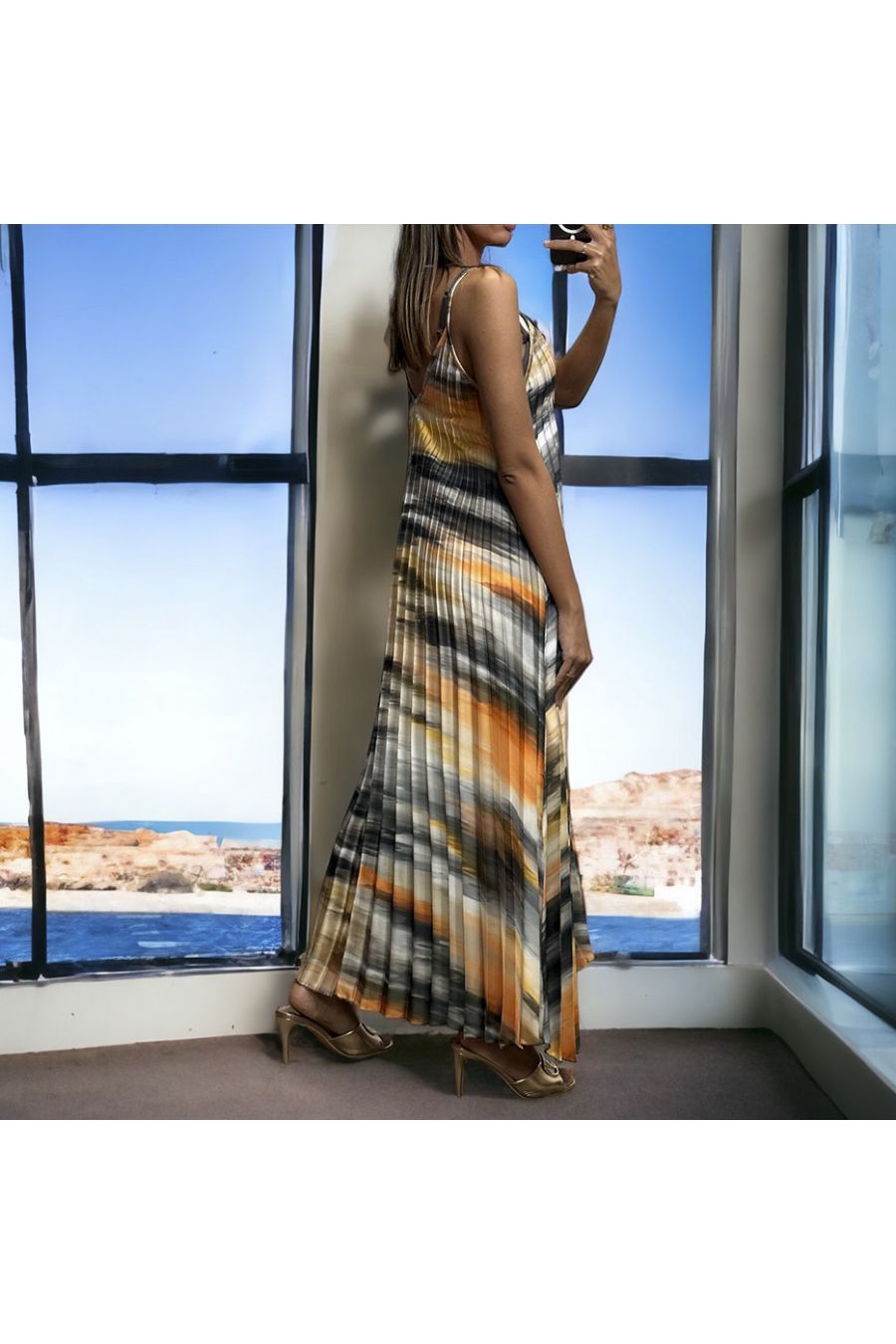 long pleated dress with sublime printed pattern - 4