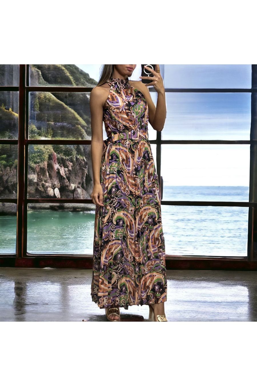 Longue robe plissé noir avec ceinture sublime motif imprimé - 2