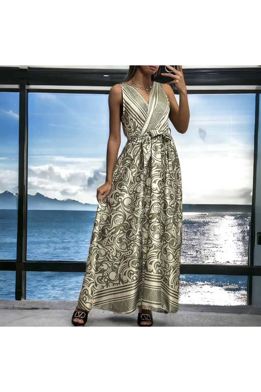 Long khaki and white satin dress crossed at the bust - 2