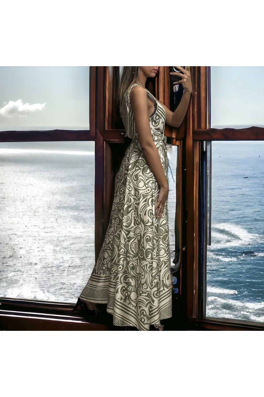 Long khaki and white satin dress crossed at the bust - 3