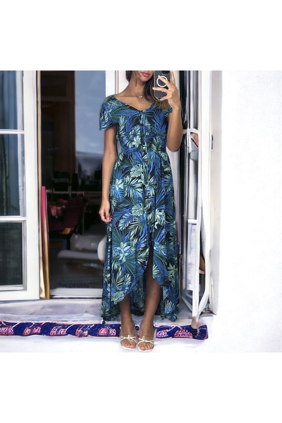 Longue robe motif feuille royal et noir avec fronce à la taille - 2