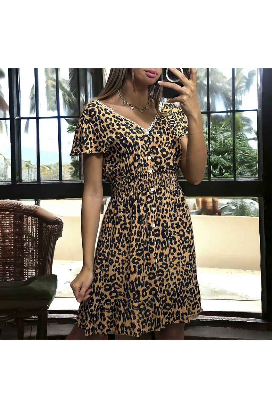 Taupe jurk met luipaardprint, aangerimpeld in de taille - 2