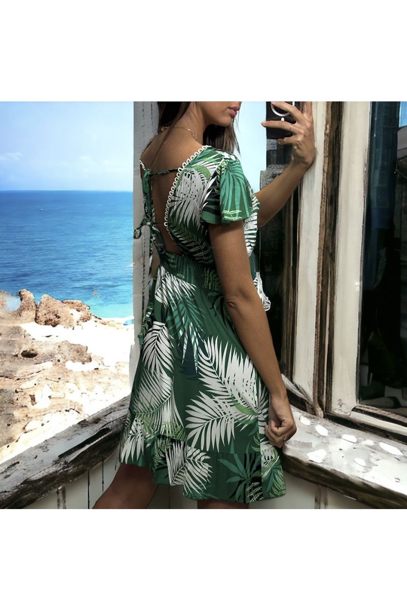 Green leaf pattern dress gathered at the waist - 4
