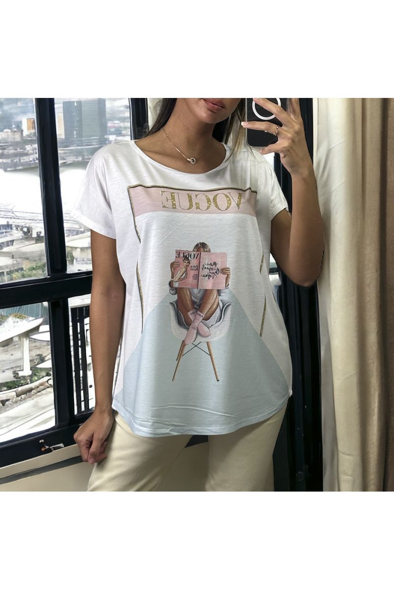 Oversize white t-shirt with short sleeves, vogue print - 2