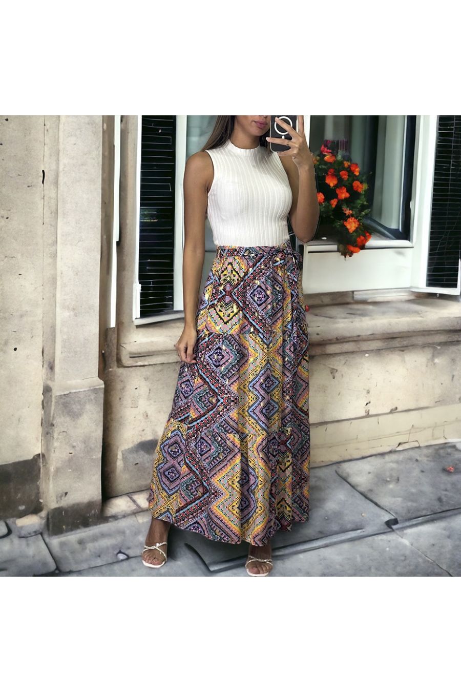 Longue jupe lilas évasé avec joli motif