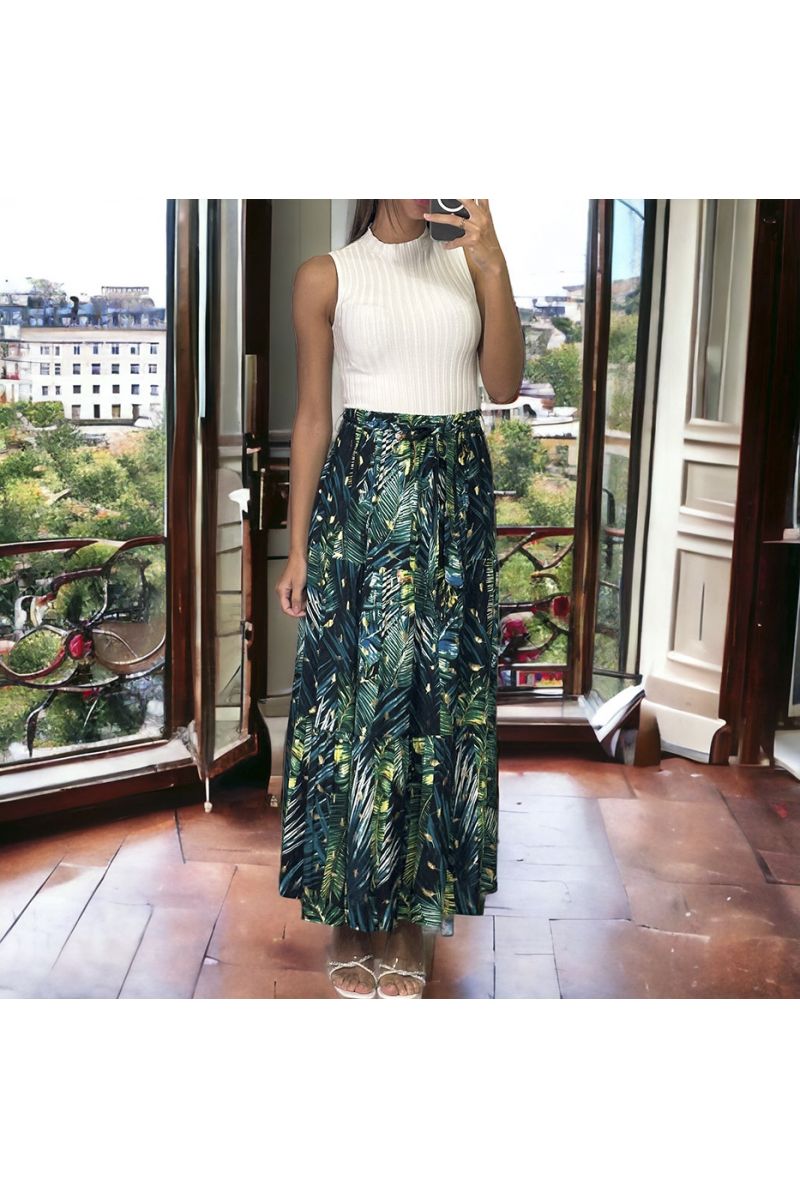 Long green skirt with sublime leaf pattern - 3