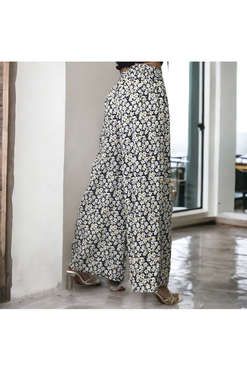 Black pleated floral pattern palazzo pants - 2