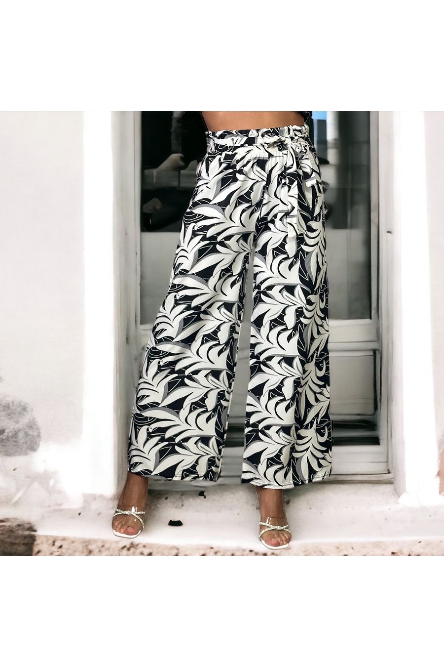 Pantalon palazzo noir imprimé tropical   - 2