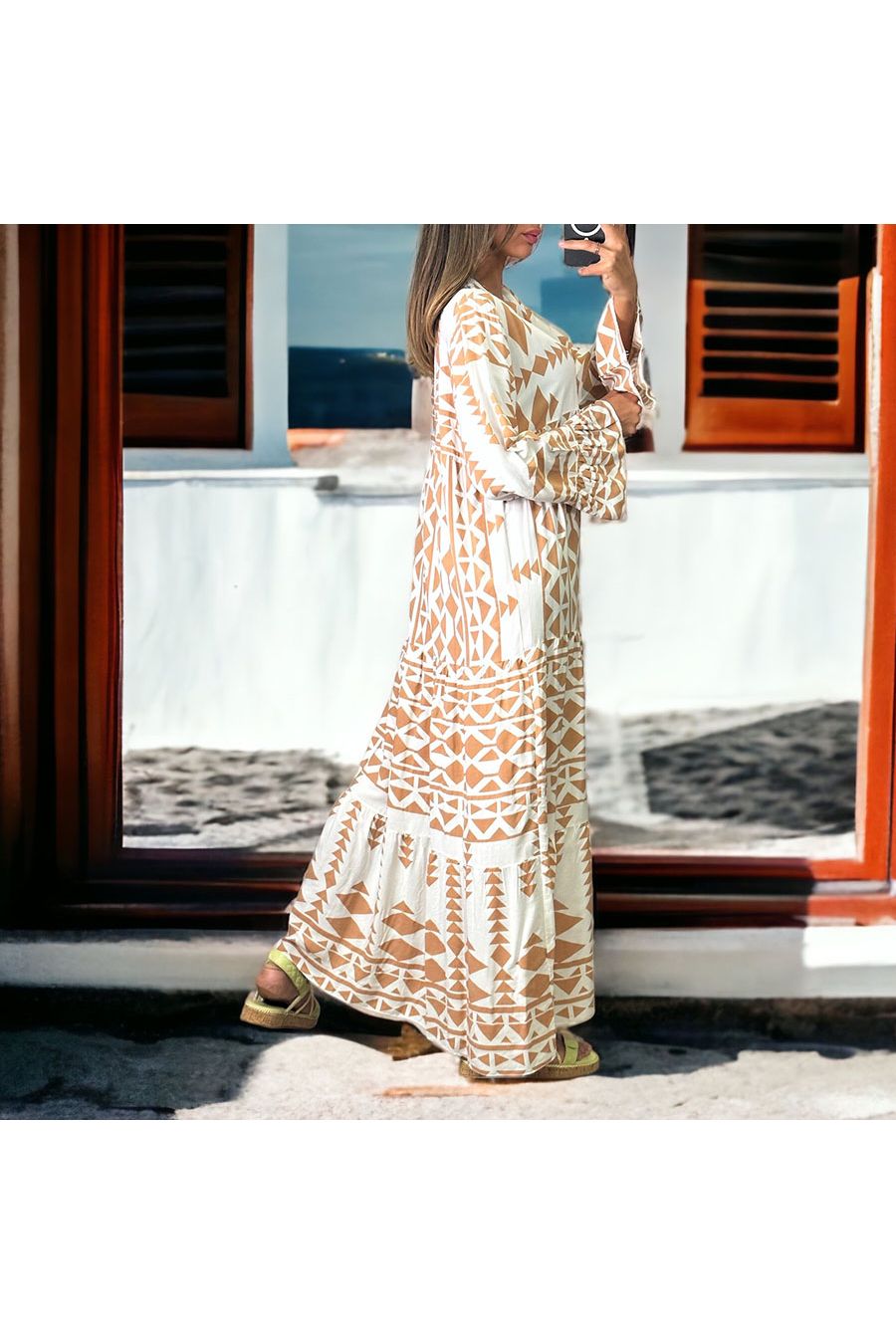 Longue robe taupe géométrique - 2