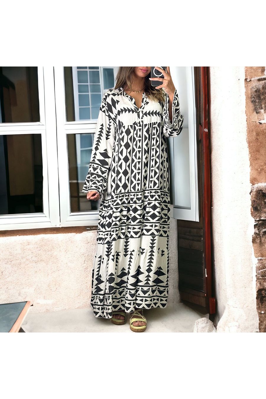 Longue robe noir géométrique - 1