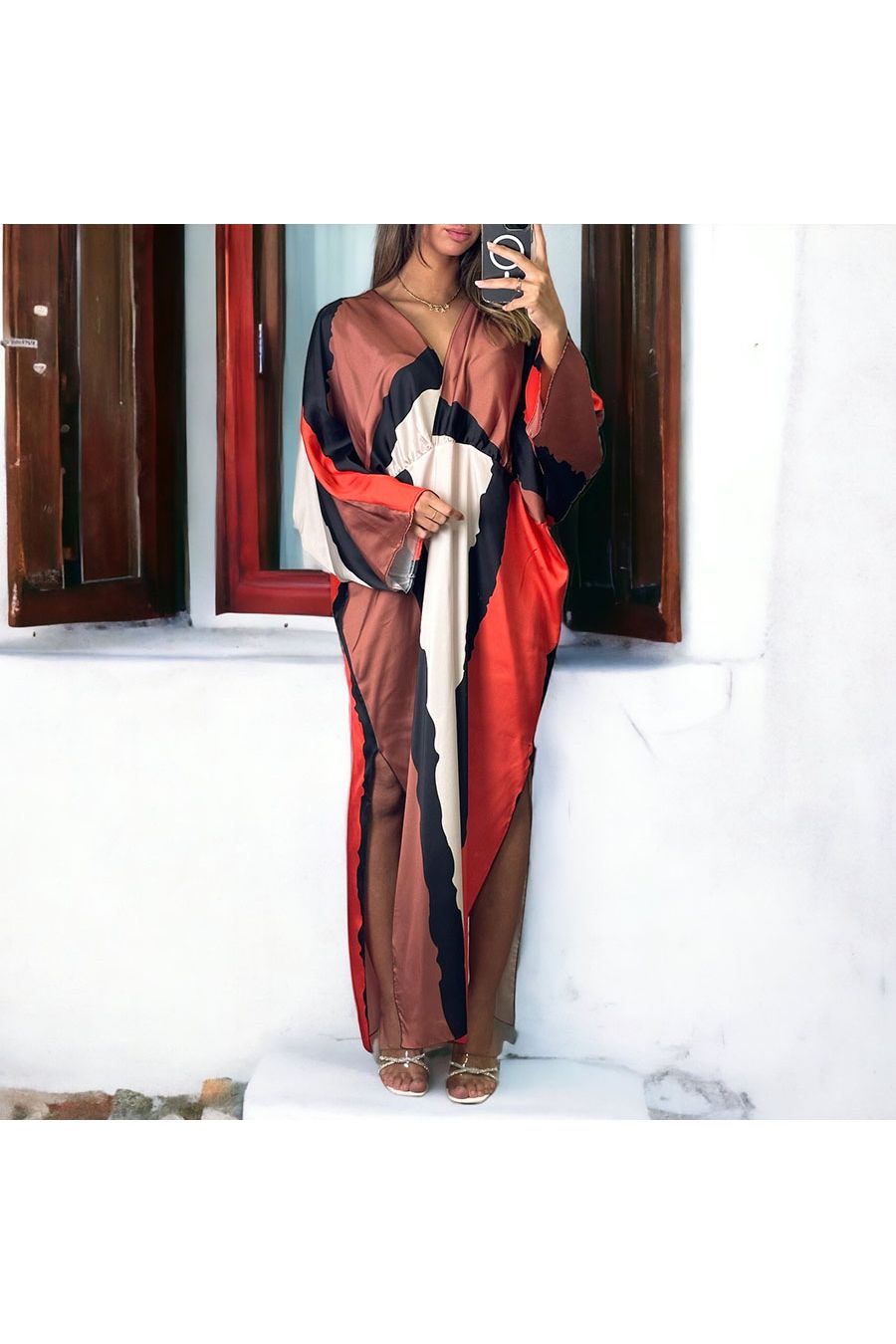 Longue robe marron satiné - 2