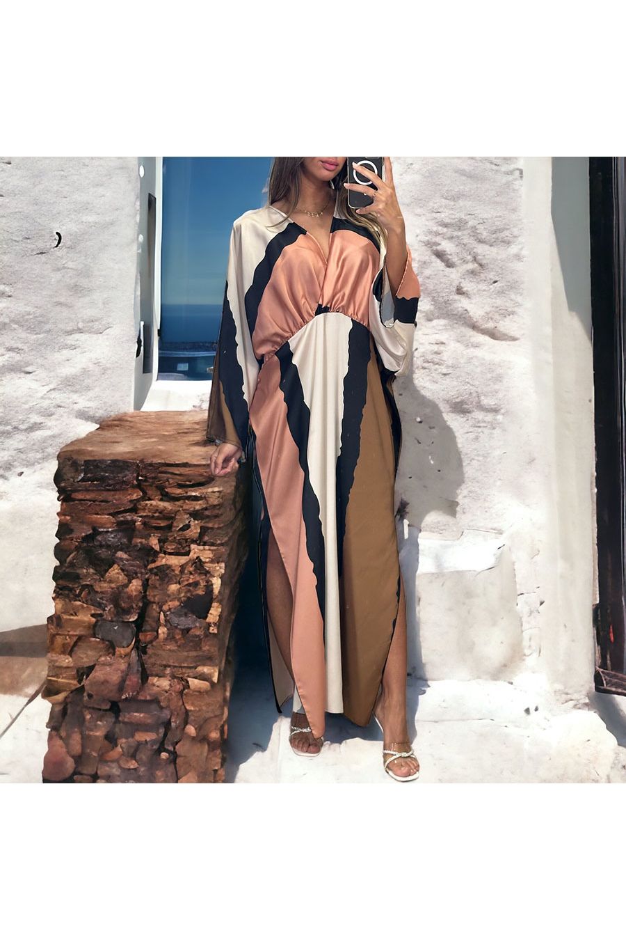 Long pink satin dress - 1