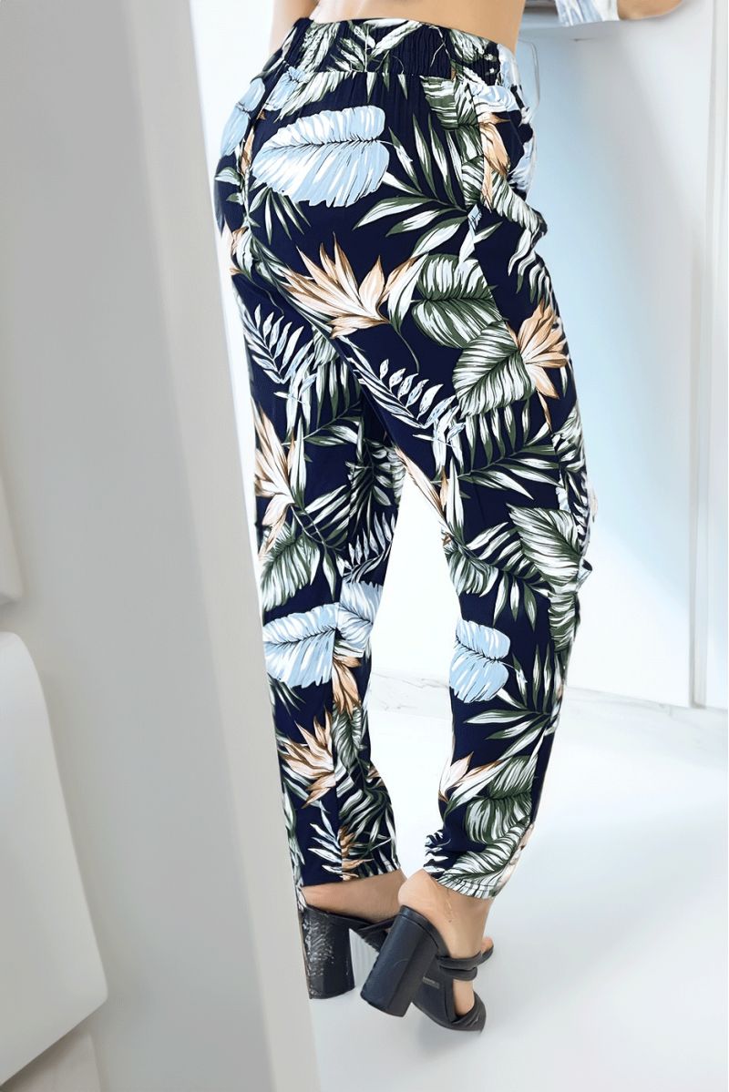Straight-cut fluid navy pants with blue and green leaf pattern - 3