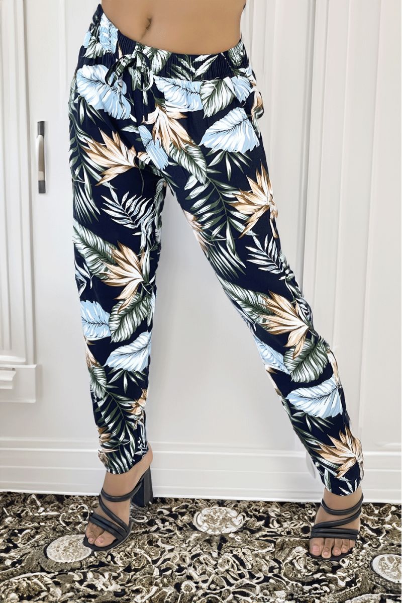 Straight-cut fluid navy pants with blue and green leaf pattern - 5