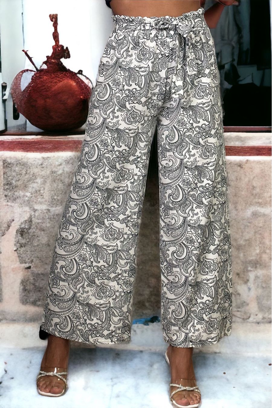 Black pleated palazzo pants - 2