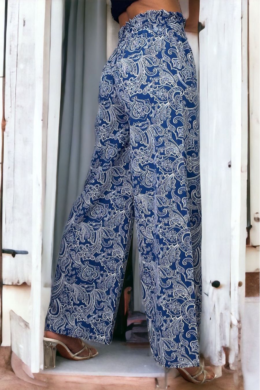 Black pleated palazzo pants - 1