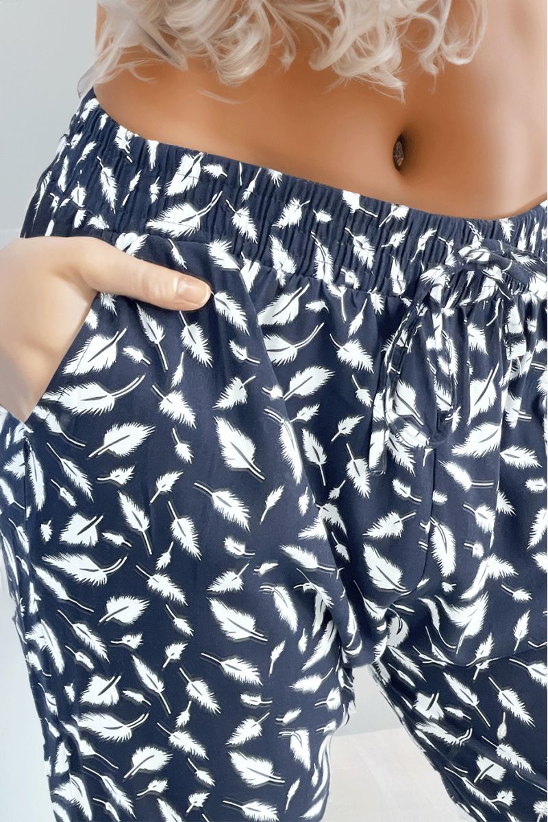 Wide navy pants with hundreds of feathers print - 1