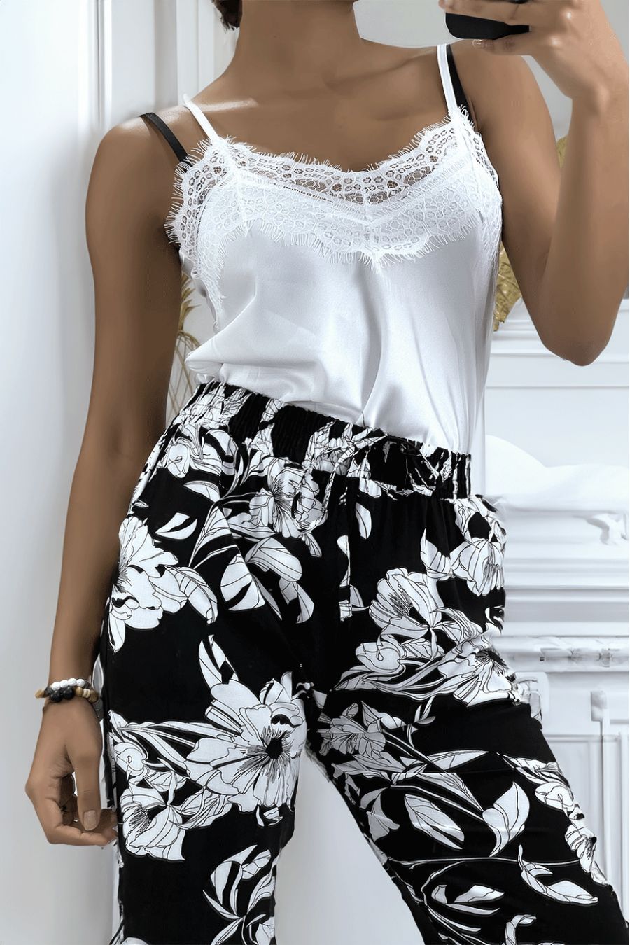 Soepelvallende marineblauwe broek met bloemenpatroon B-54 - 4