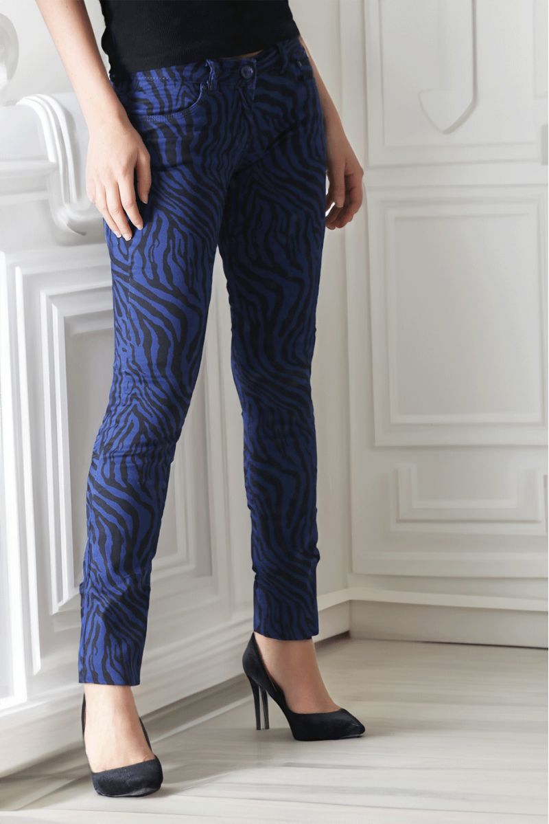 Nachtblauwe stretch jeansbroek met zak en zwart patroon S1317I - 2
