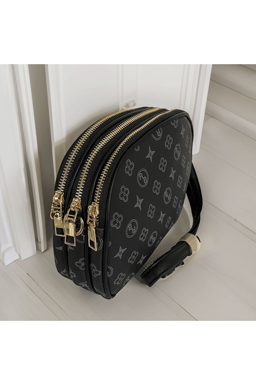 Black handbag with 3 closures - 2