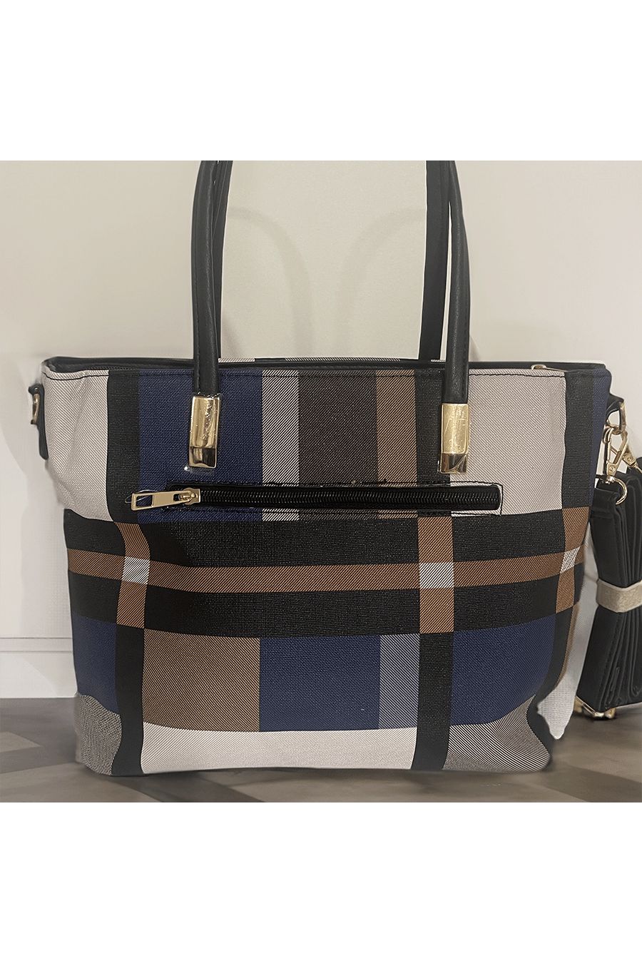 Blue checked handbag - 3
