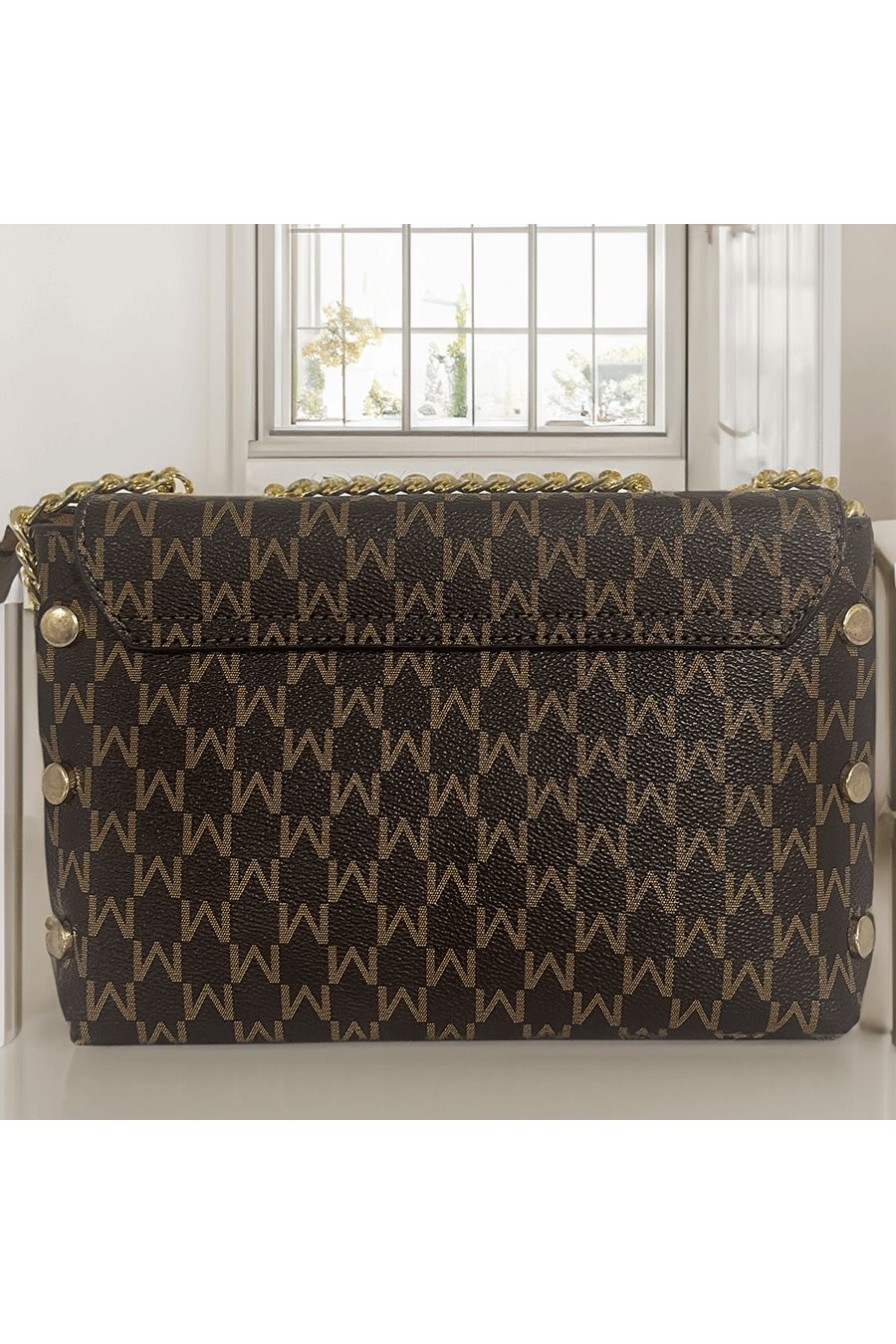 Brown handbag with M motif - 3