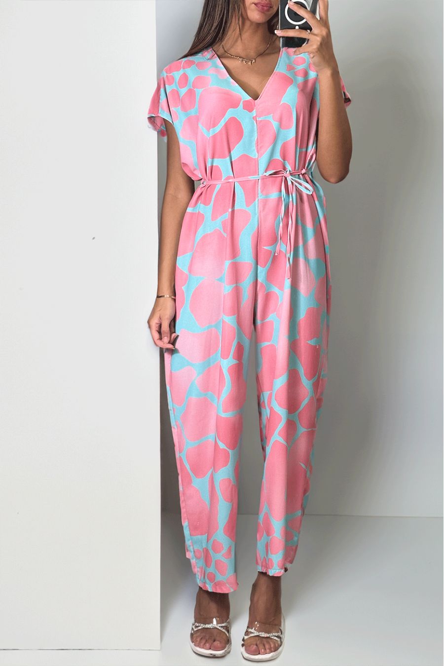 Oversized v-neck rose print jumpsuit. - 2