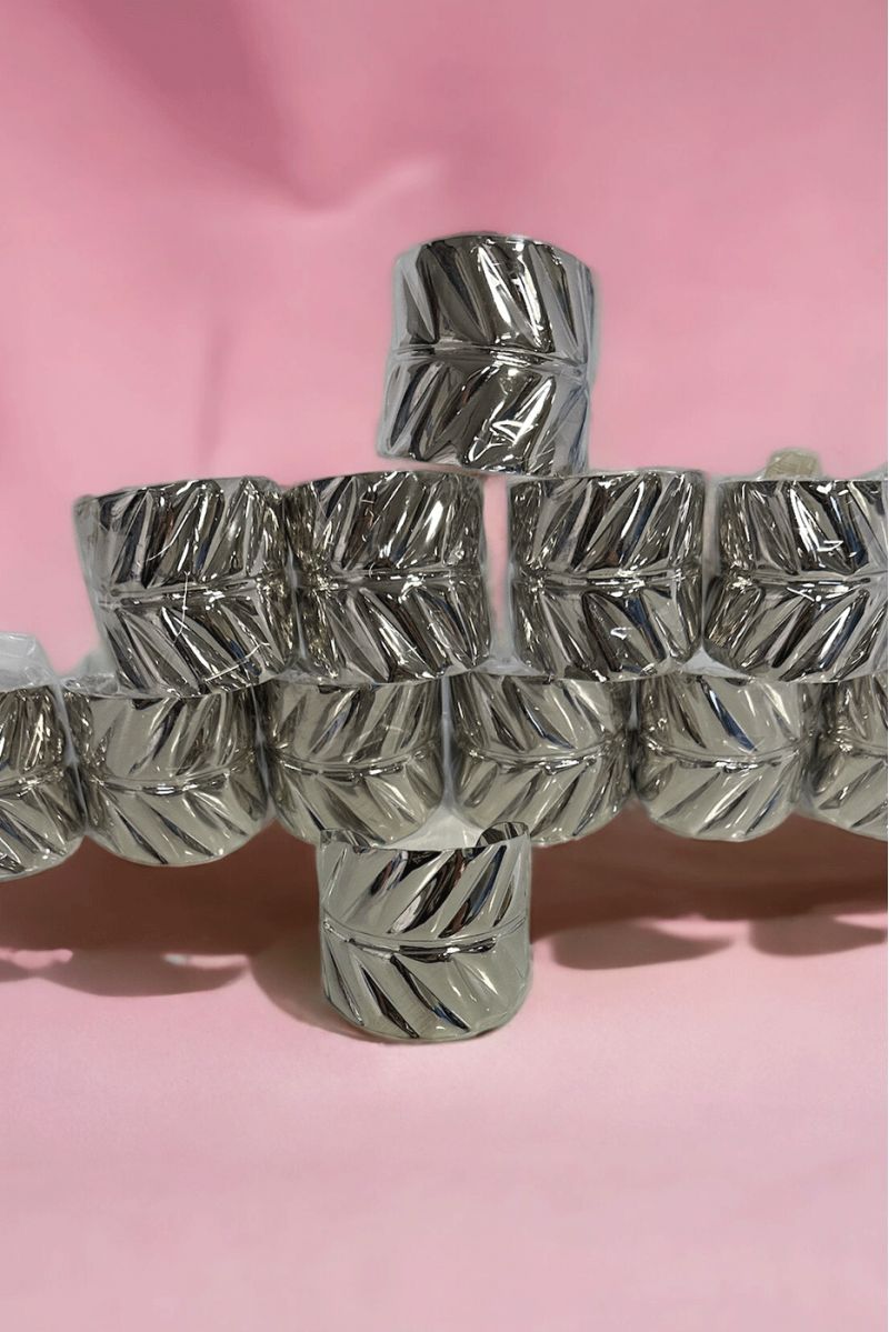 Set of 12 leaf-shaped silver bracelets - 1