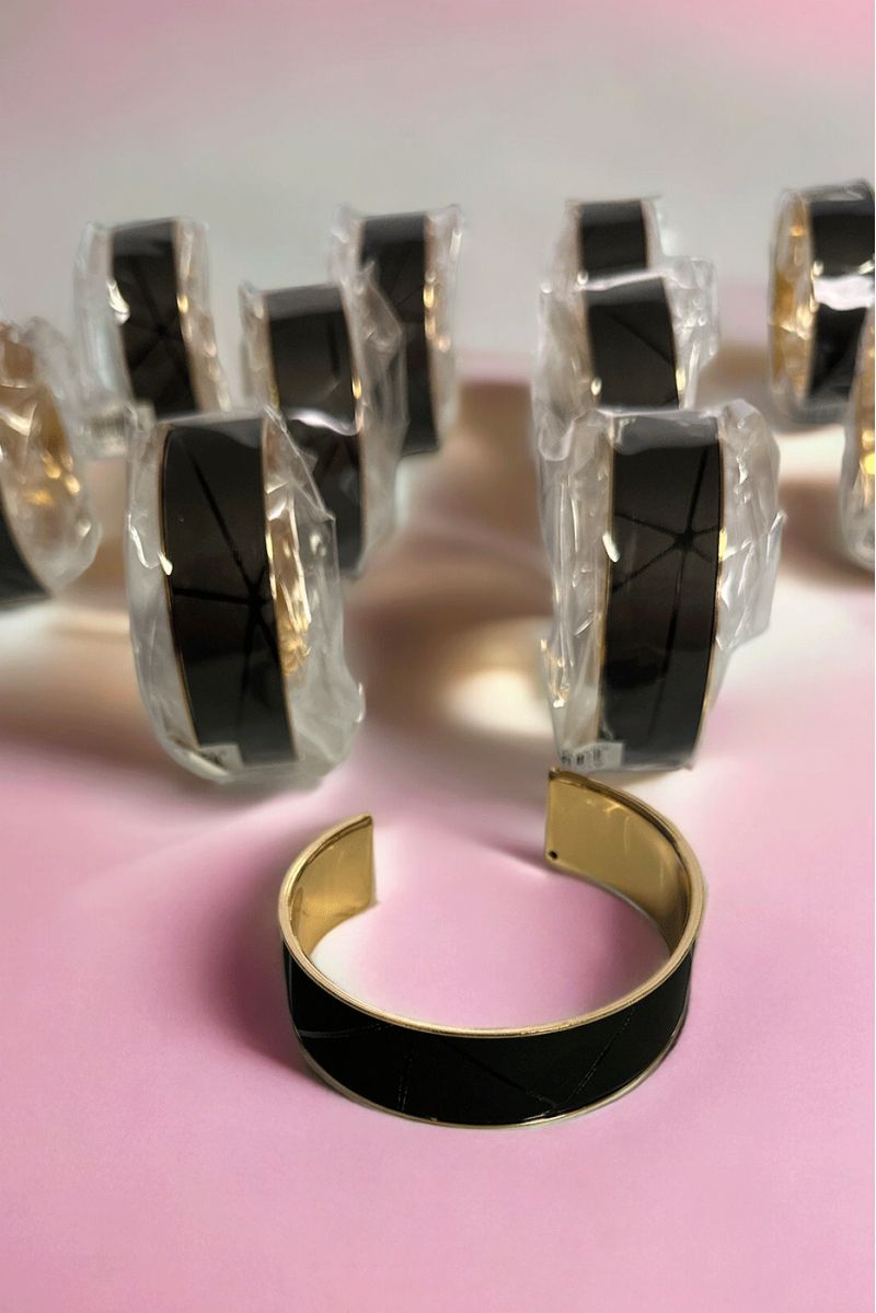 Set of 12 gold and black bracelets - 1