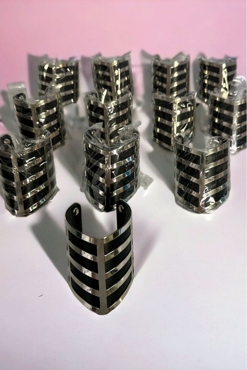 Set of 12 black and silver bracelets - 1
