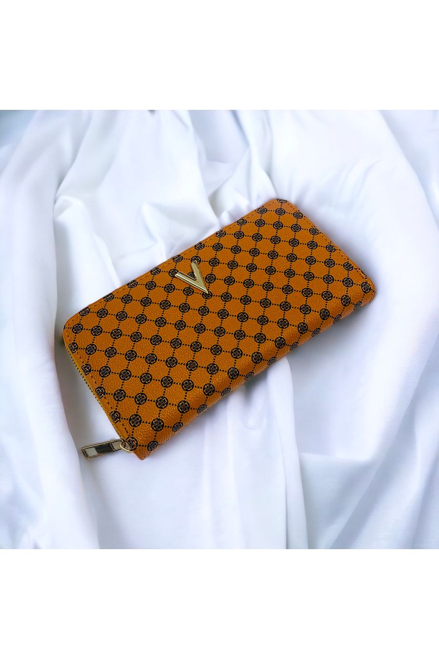 V wallet with mustard pattern - 1