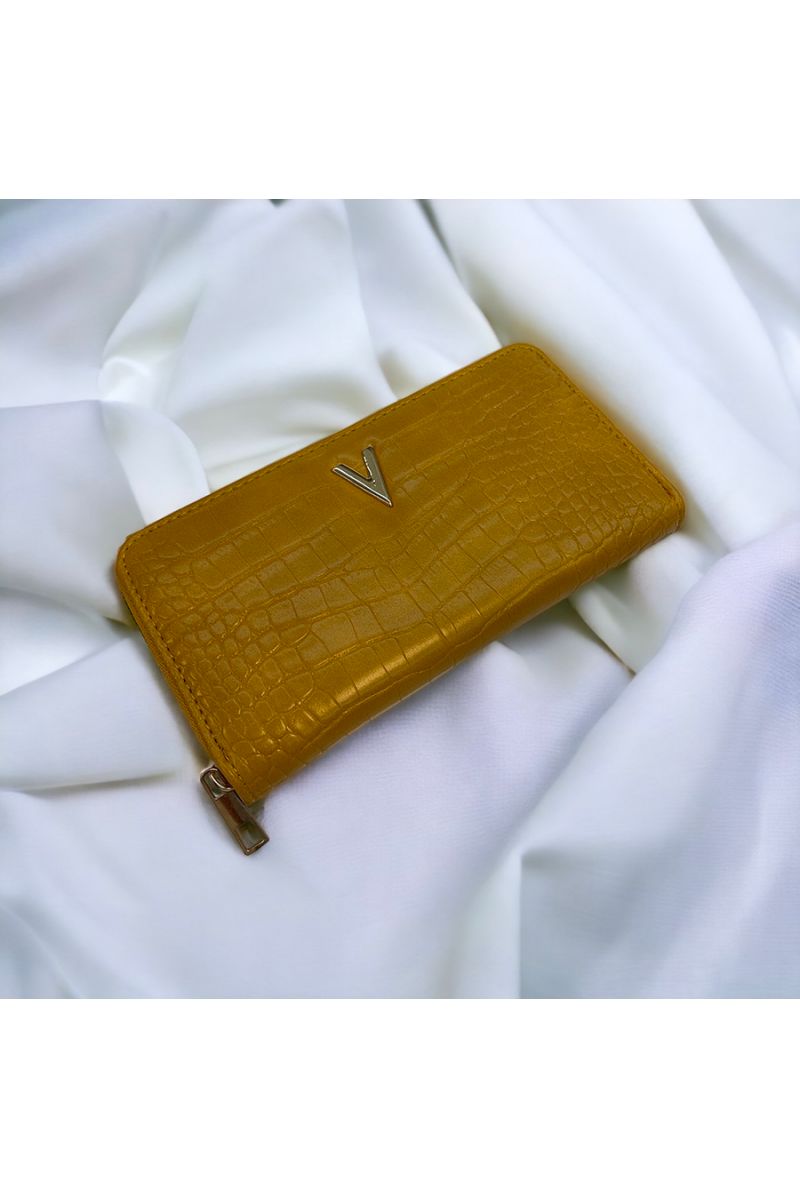 Porte feuille V à motif croco moutarde - 1 Porte feuille V à motif croco moutarde - 1