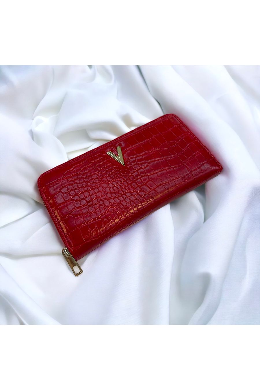Wallet V with red crocodile pattern - 1