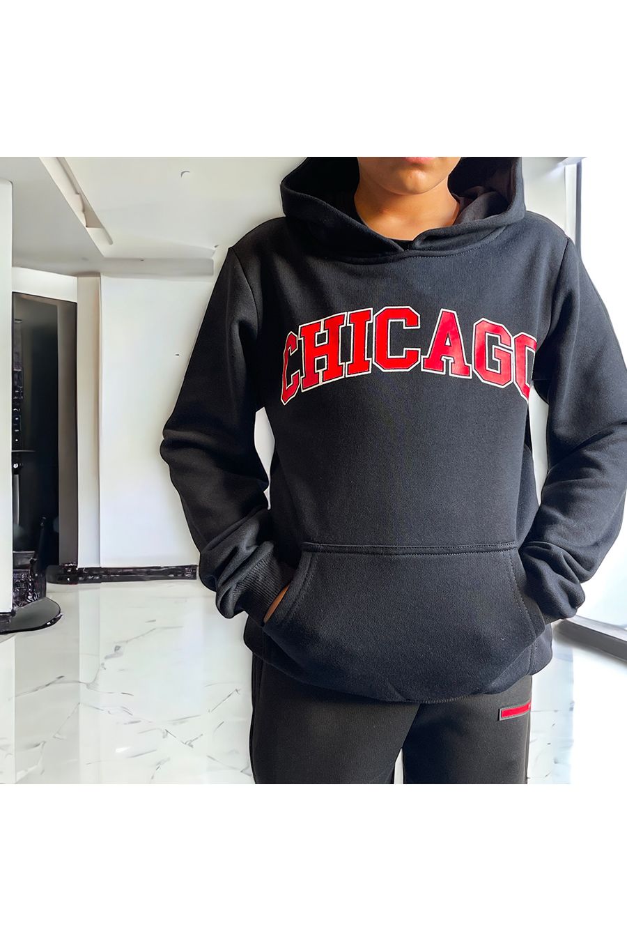 Sweat enfant en noir avec écriture CHICAGO - 4