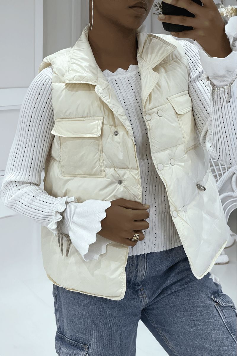 Ecru faux leather puffer jacket with pockets on the front and adjustable at the waist, super trendy sleeveless - 4