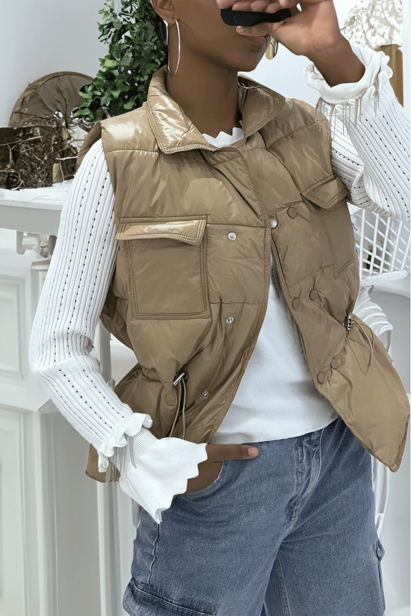 Faux leather taupe down jacket with pockets on the front and adjustable at the waist, sleeveless, super trendy - 3