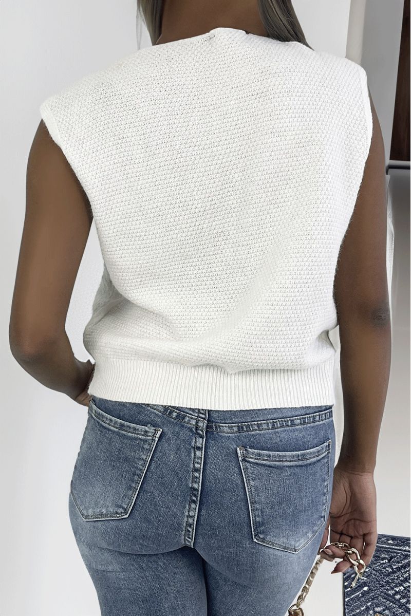 White sleeveless V-neck sweater with pretty braided pattern - 2