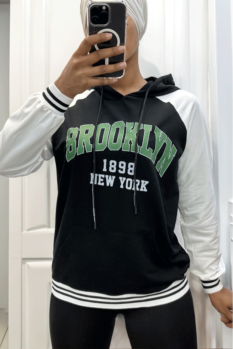 Witte en zwarte hoodie met BROOKLYN-opschrift - 1