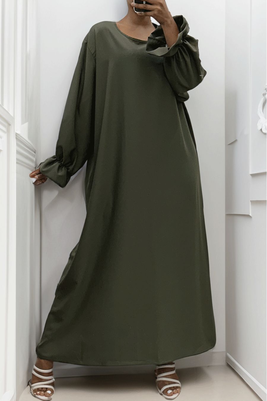 Long khaki abaya gathered at the sleeves - 1