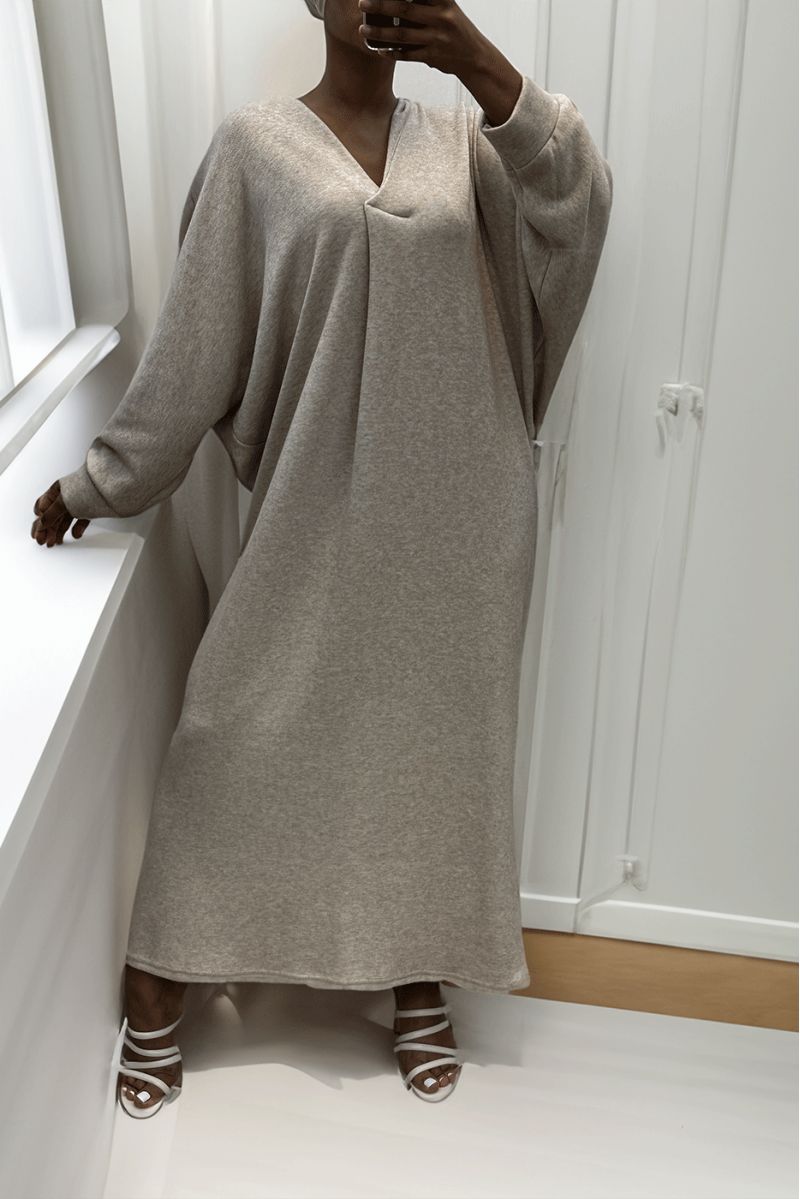 Long oversized beige V-neck sweater dress - 2 Long oversized beige V-neck sweater dress - 2