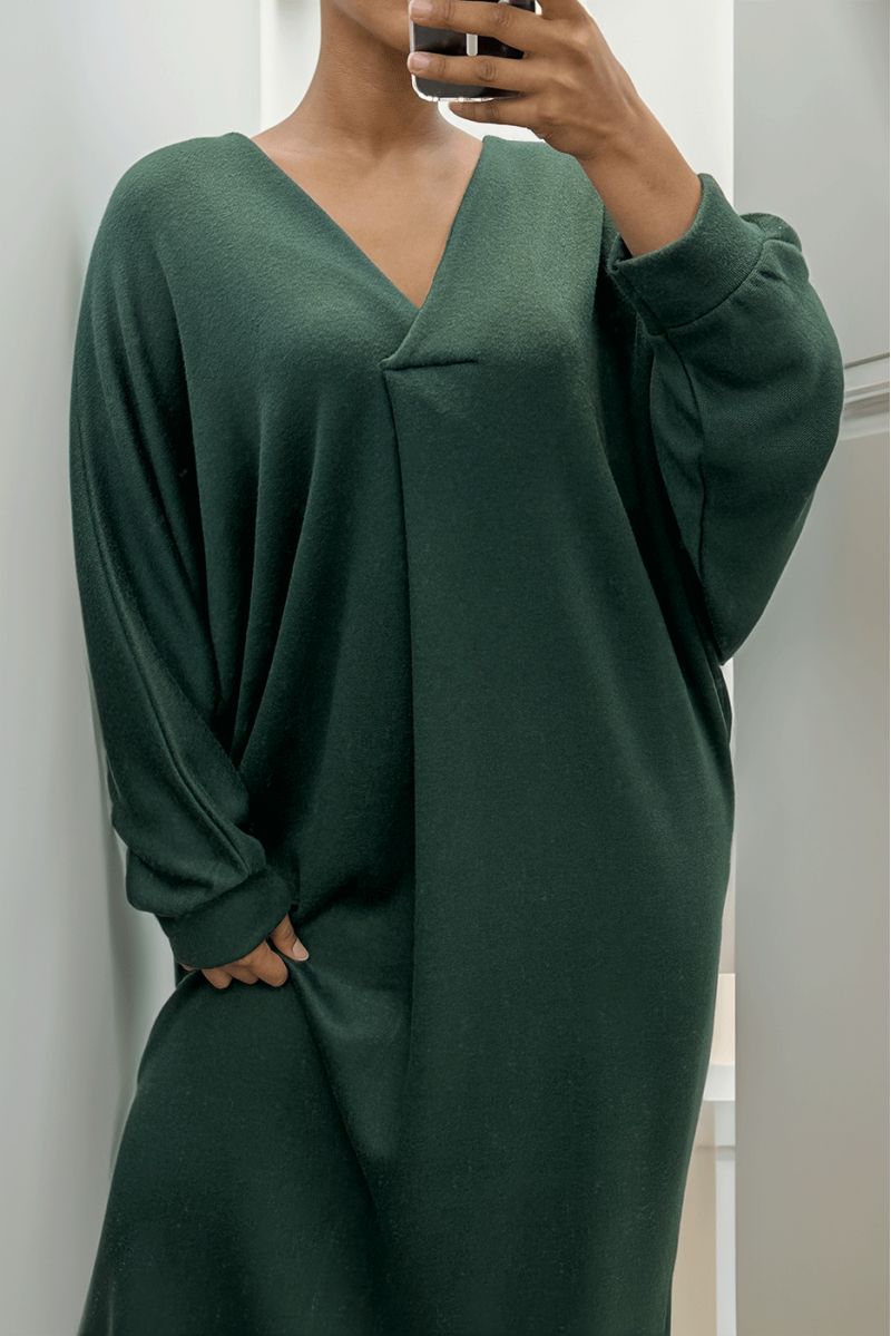 Long green V-neck oversized sweater dress - 4